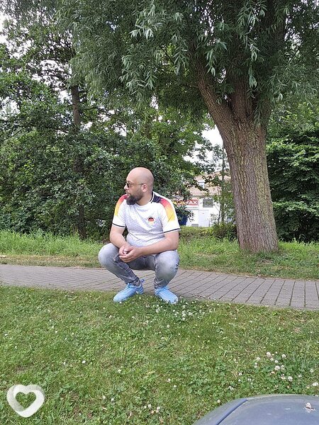 Mike, Кассель
