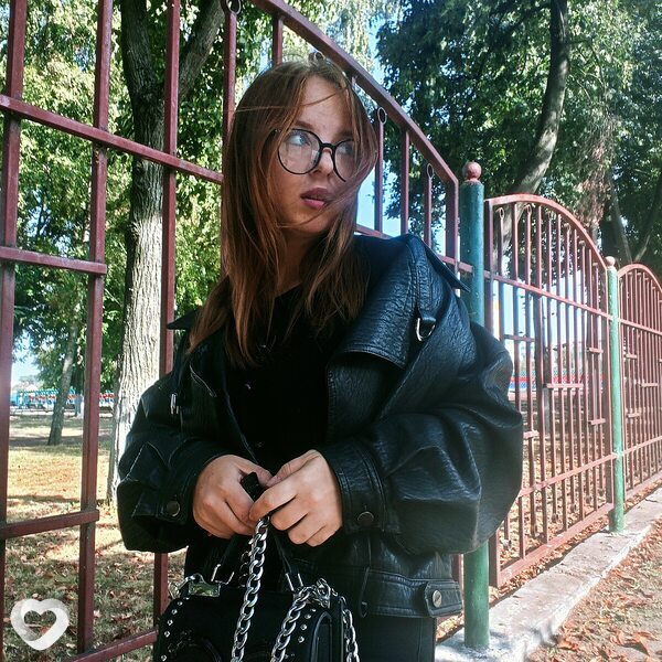 Валентина, 25, Речице — анкета №480445
