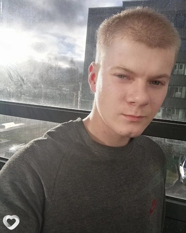Андрейyhtg, 27, Архангельске — анкета №480563