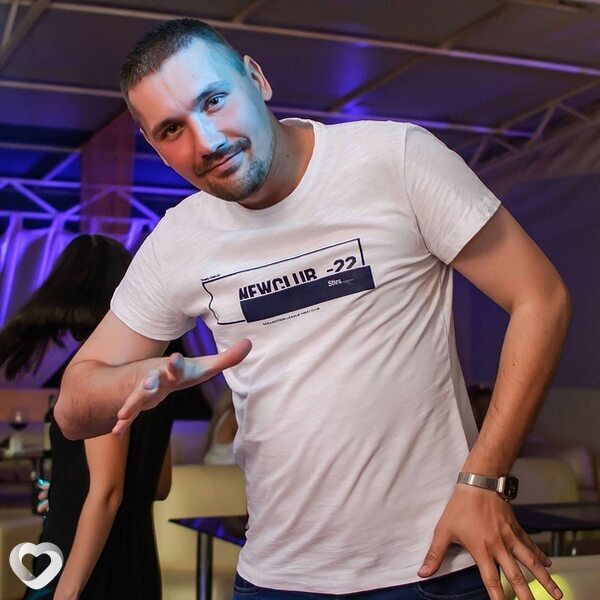 Дмитрий, 39, Горловке — анкета №480731