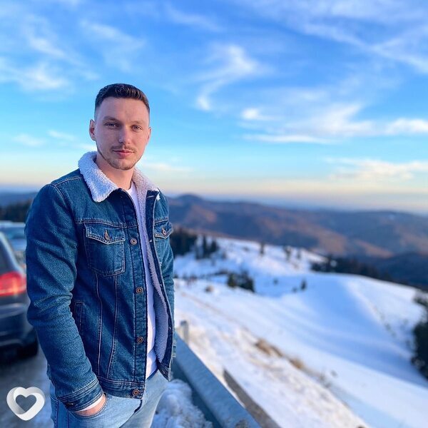 George, Brașov