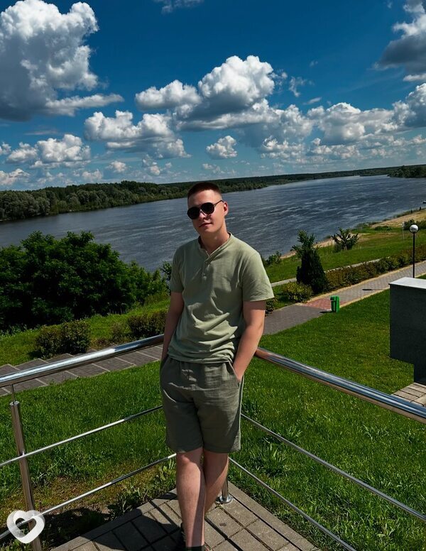 Костя, 22, Гомеле — анкета №482239