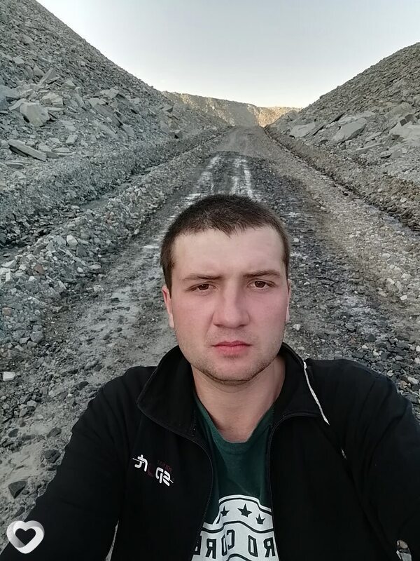 Олег, 30, Ижевске — анкета №481888