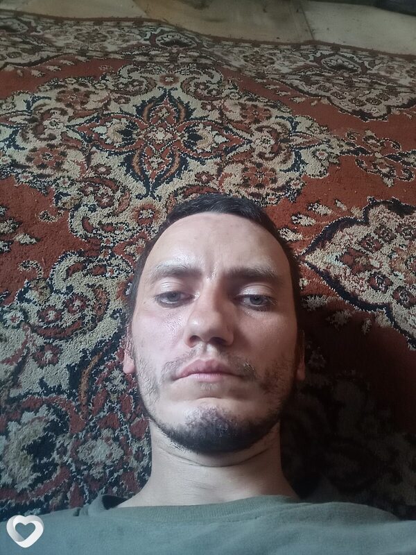 Олег, 32, Жлобине — анкета №483136
