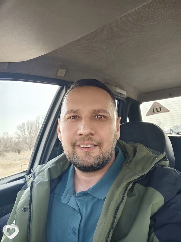 Игорь, 43, Новотроицке — анкета №484336