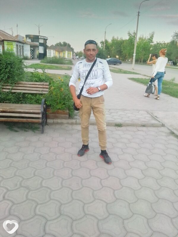 Денис, 43, Черногорске — анкета №484504