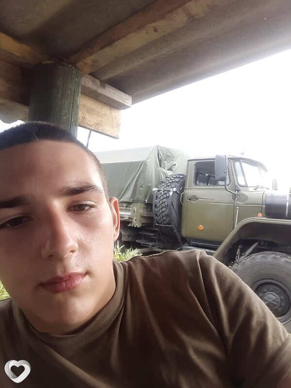 Сергей, 23, Ханты-Мансийске — анкета №485831