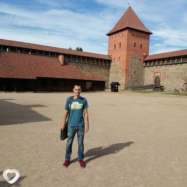 Олег, 30, Барановичах — анкета №487574