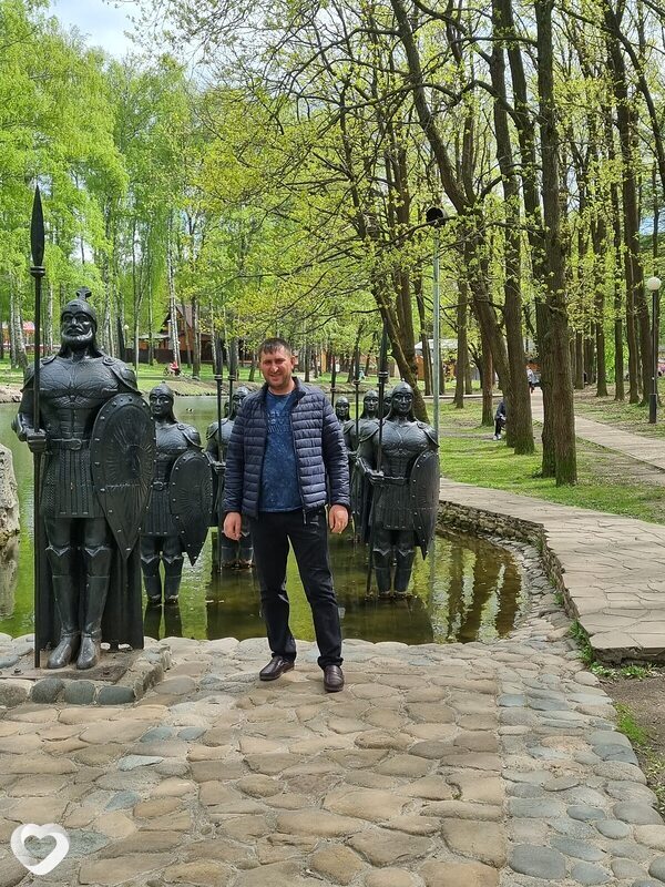 Женя, 38, Новомосковске — анкета №488901