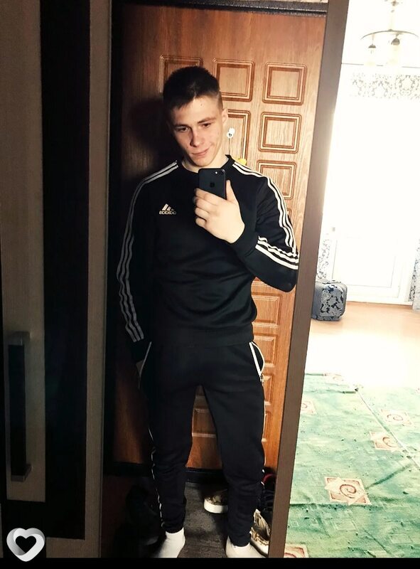 Илья, 26, Барнауле — анкета №489839