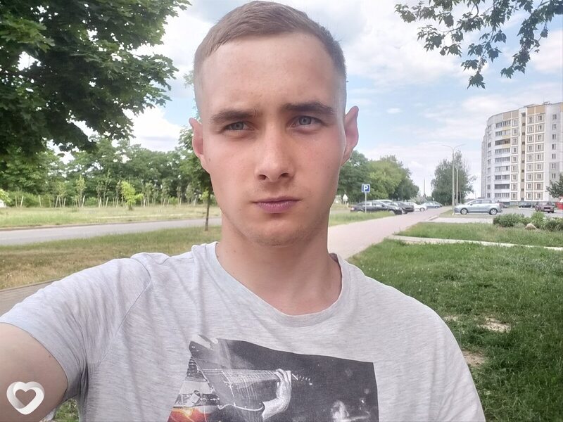Саша, 28, Минске — анкета №490295