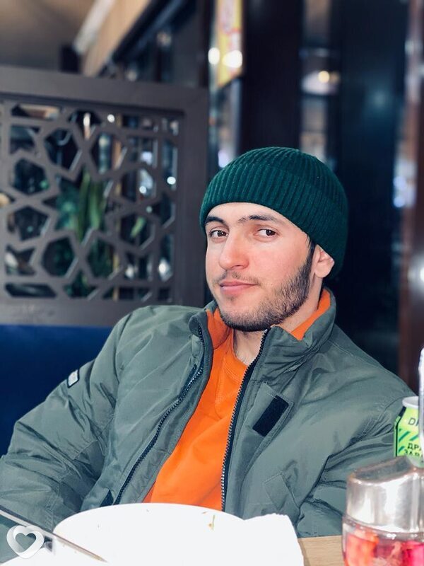 Малик, 29, Москве — анкета №493581