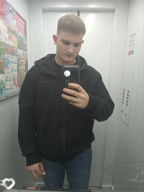 Евгений, 25, Барнауле — анкета №496753
