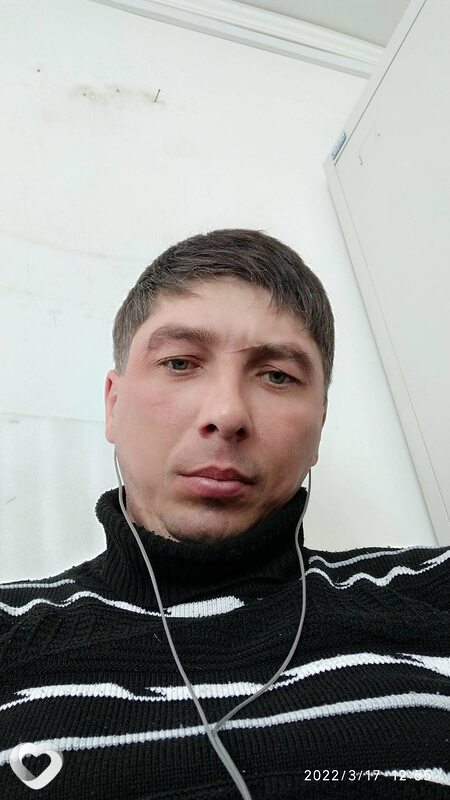 Артём, Свободный