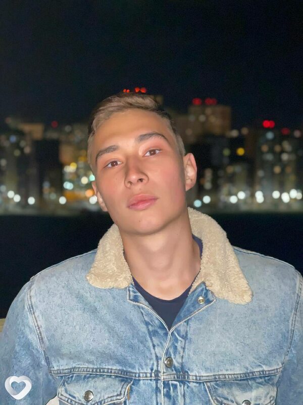 Ярослав, 21, Москве — анкета №496728