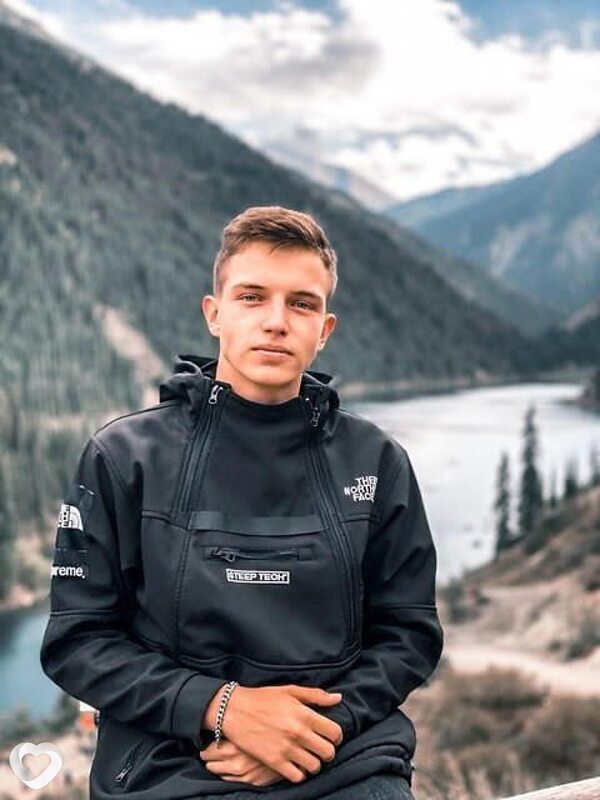 Дима, 24, Москве — анкета №496896
