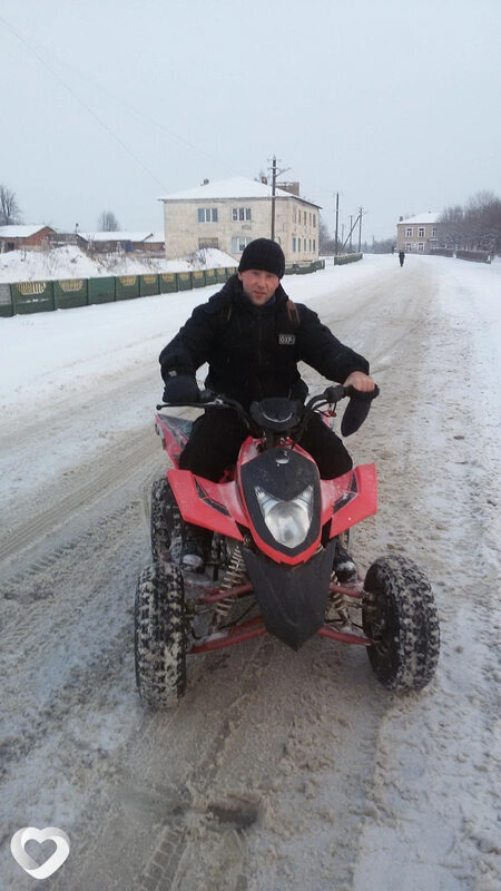 Олег, 35, Логойске — анкета №497330