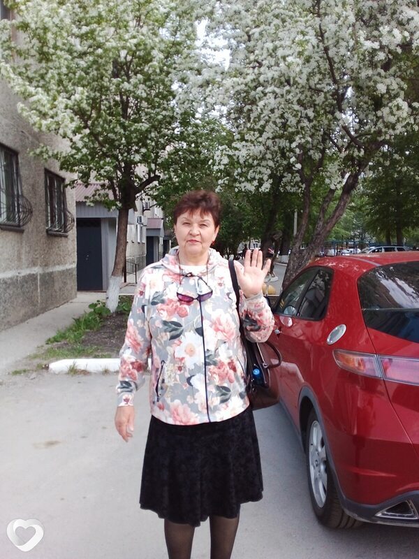 Нина, 66, Тюмени — анкета №497379
