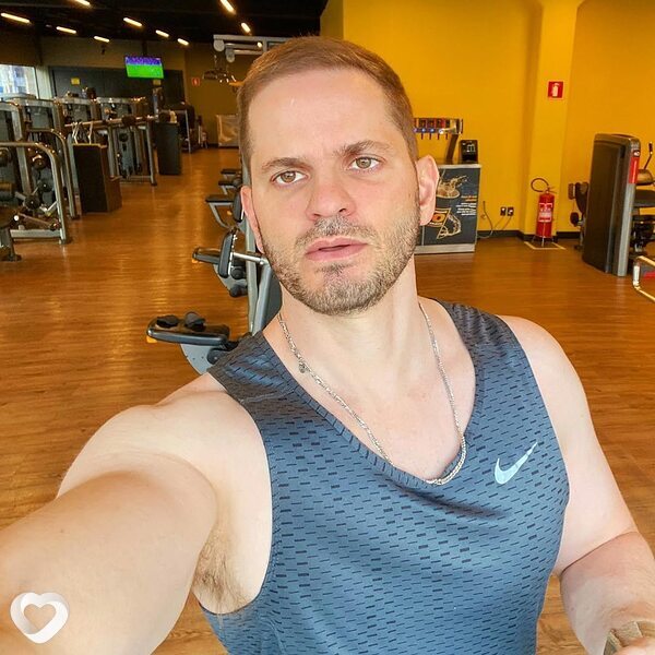 Артем, 27, Сургуте — анкета №499370