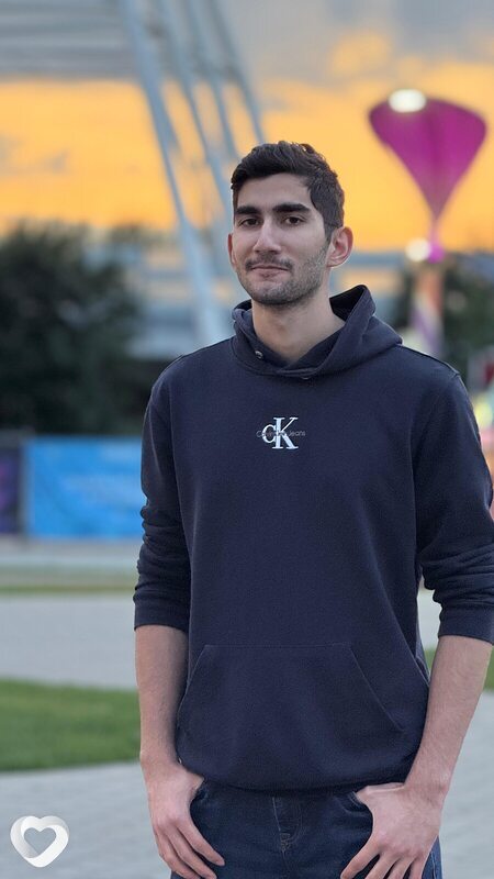 Вазген, 23, Москве — анкета №498970