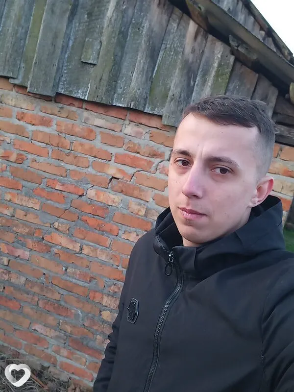 Саша, 31, Пинске — анкета №9135