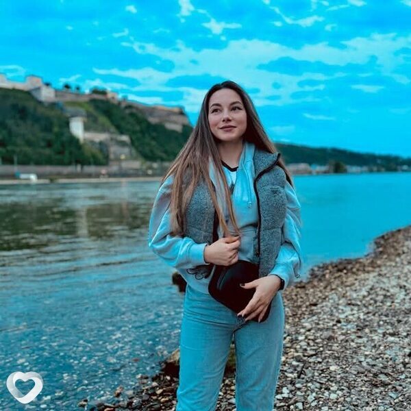 Александра, 22, Оренбурге — анкета №500188