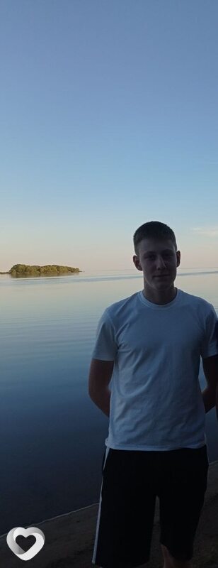 Дмитрий, 21, Великом Новгороде — анкета №502147
