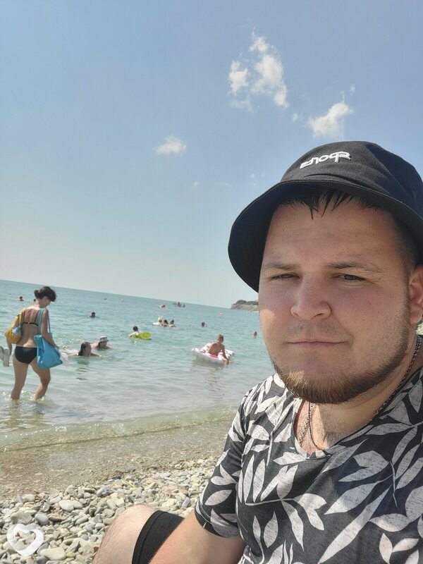 Александр, 31, Миллерове — анкета №502815