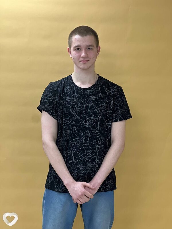 Максим, 23, Москве — анкета №503053