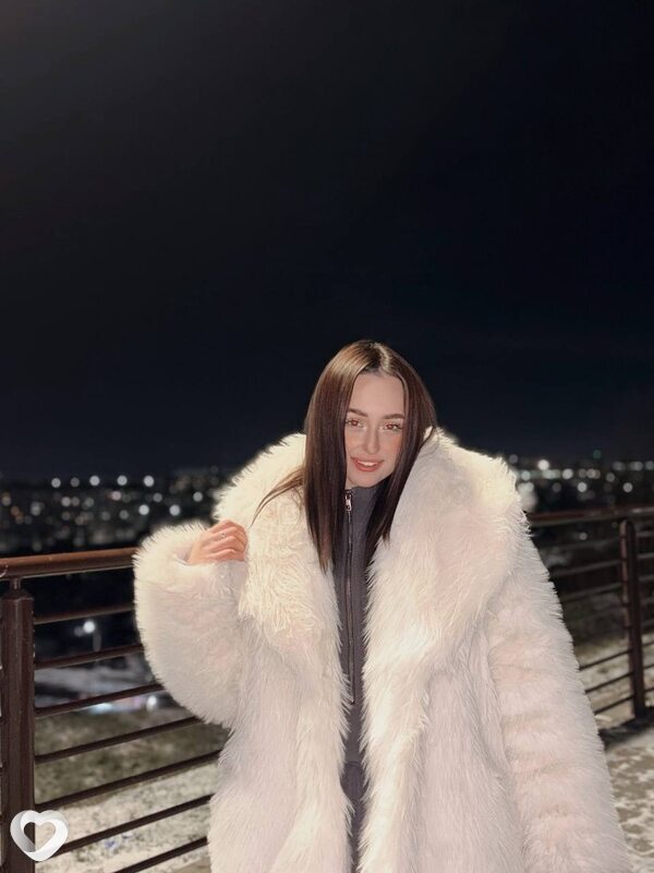 Лиза, 23, Бийске — анкета №82596