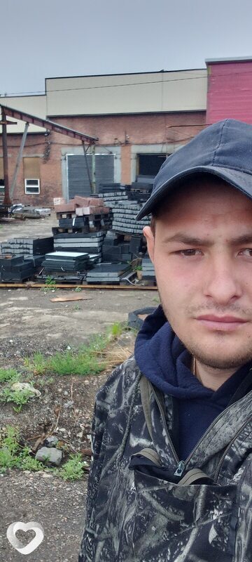 Саня, 24, Ангарске — анкета №83067