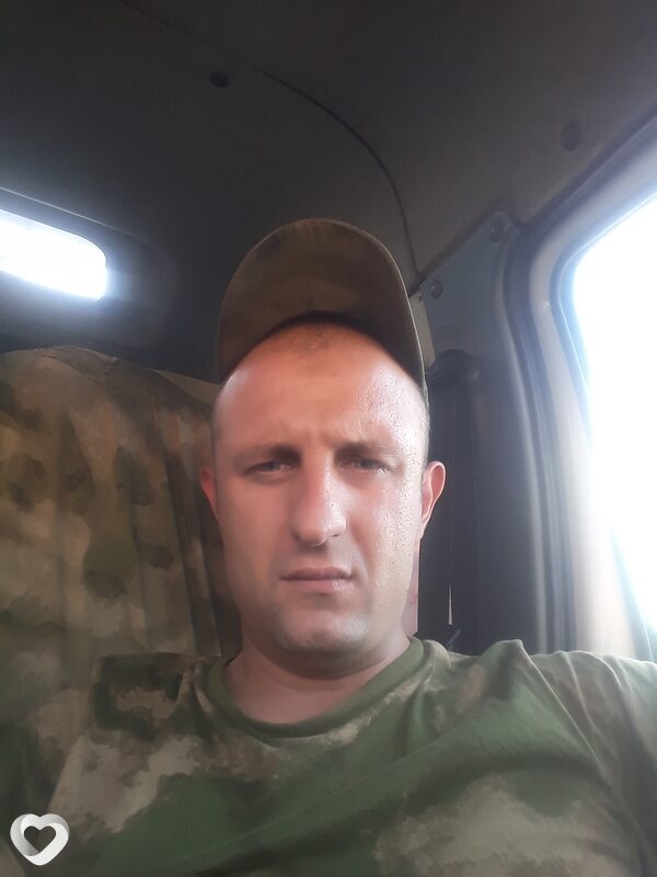 Иван, 33, Луганске — анкета №83421