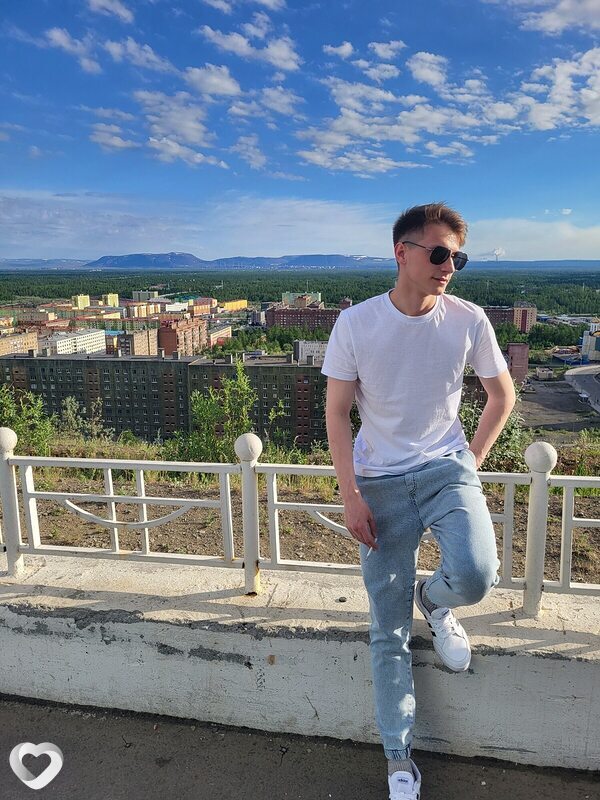 Игорь, 29, Норильске — анкета №505436