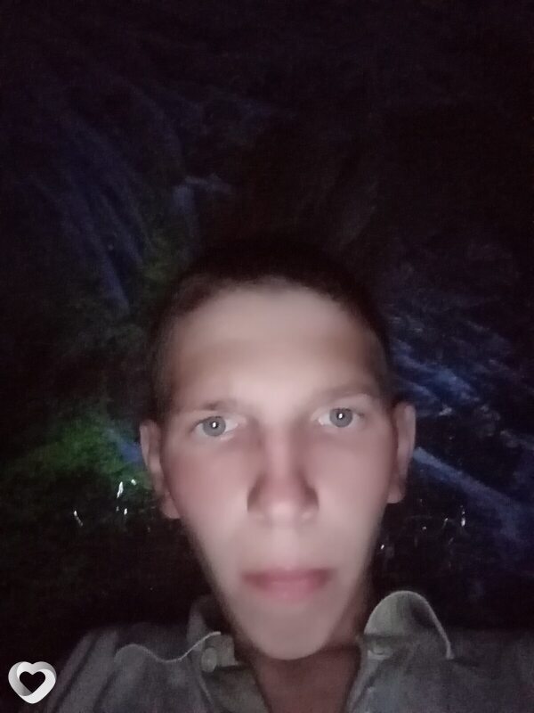 Кирилл, 22, Ачинске — анкета №507136