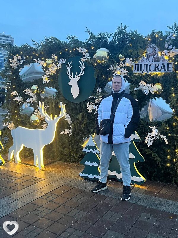Илья, 22, Барановичах — анкета №509177