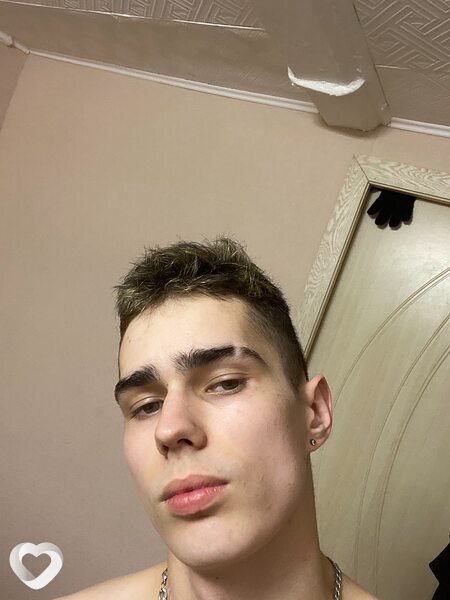 Виктор, 23, Щекине — анкета №508699