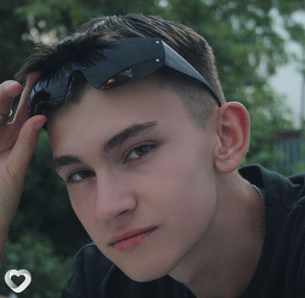 Олег, 20, Южно-Сахалинске — анкета №508905