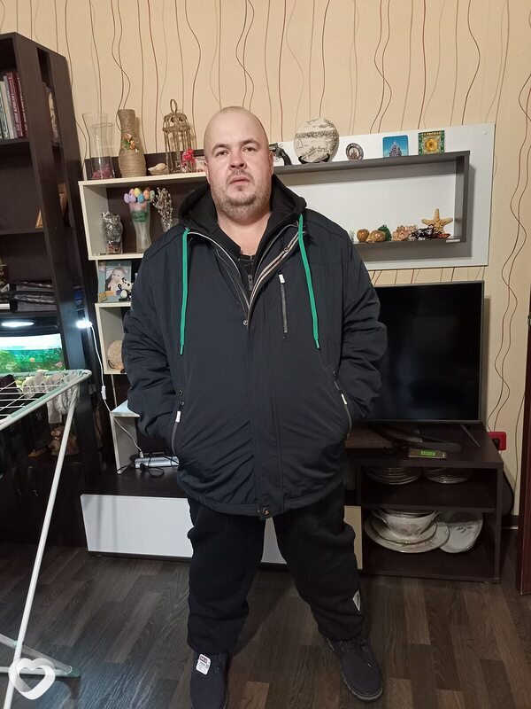 Виктор, 41, Новокуйбышевске — анкета №509859