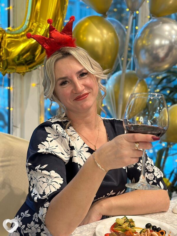 Юлия, 52, Южно-Сахалинске — анкета №511276
