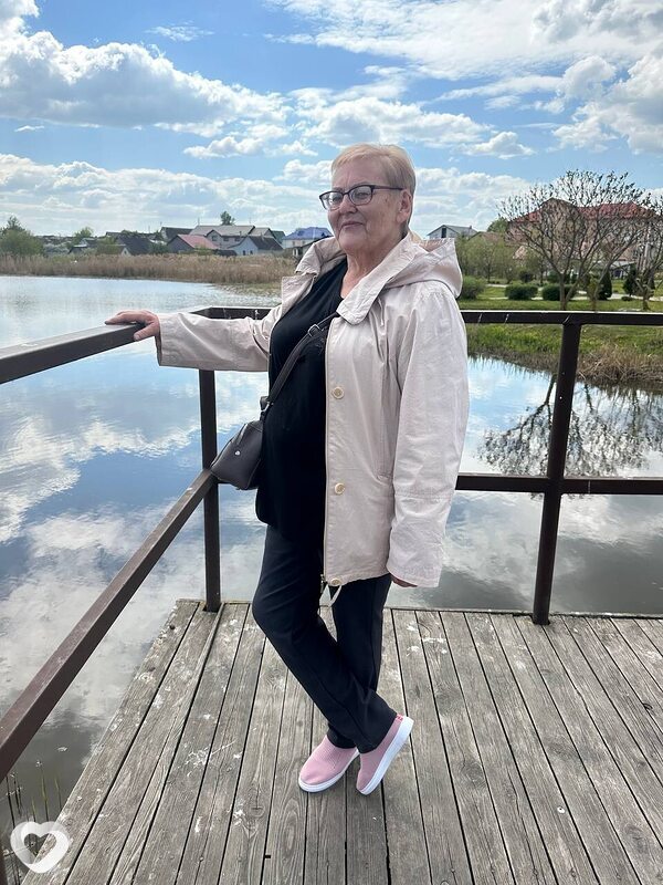 Елена, Глубокое