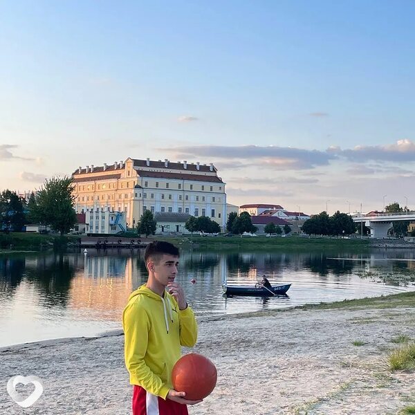 Иван, 23, Несвиже — анкета №512028