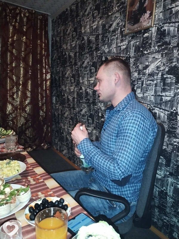 Артем, 35, Гомеле — анкета №512642