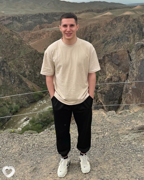 Влад, 24, Алматы — анкета №513286