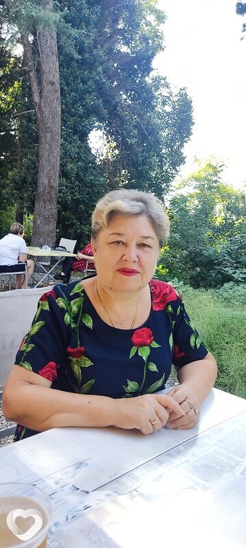 Елена, Адлер