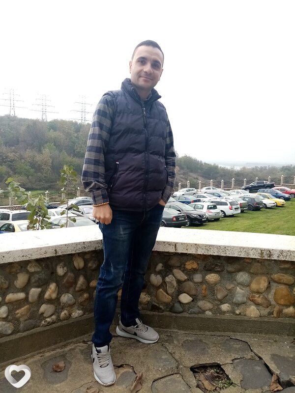 Nik, Slatina