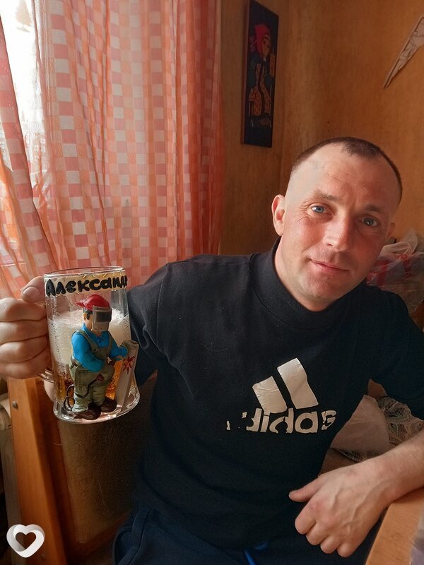 Александр, 41, Бийске — анкета №515462