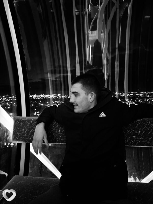 Дима, 22, Миллерове — анкета №515798