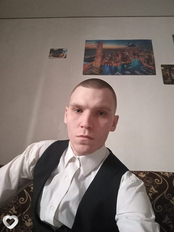 Евгений, 27, Кирове — анкета №516281