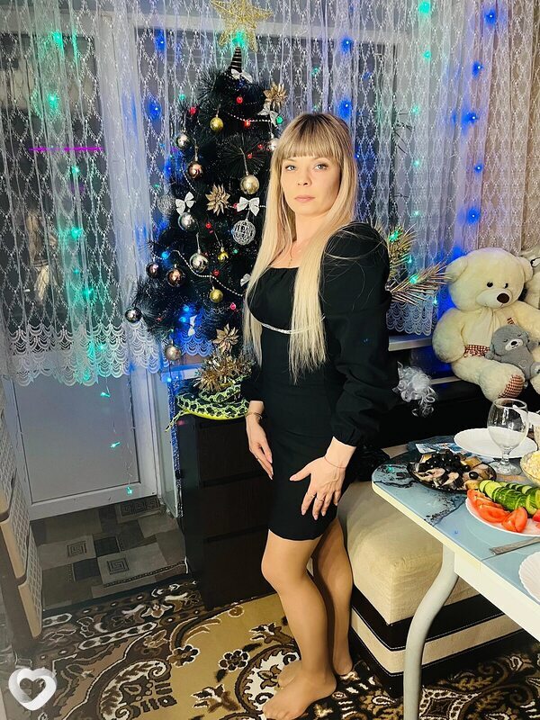 Катя, 40, Ясиноватой — анкета №517136