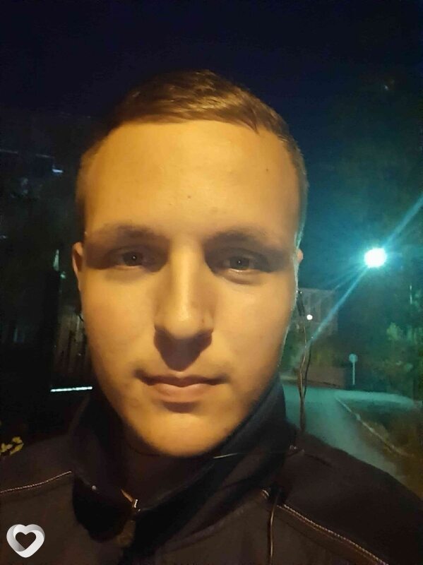 Иван, 24, Темиртау — анкета №518688